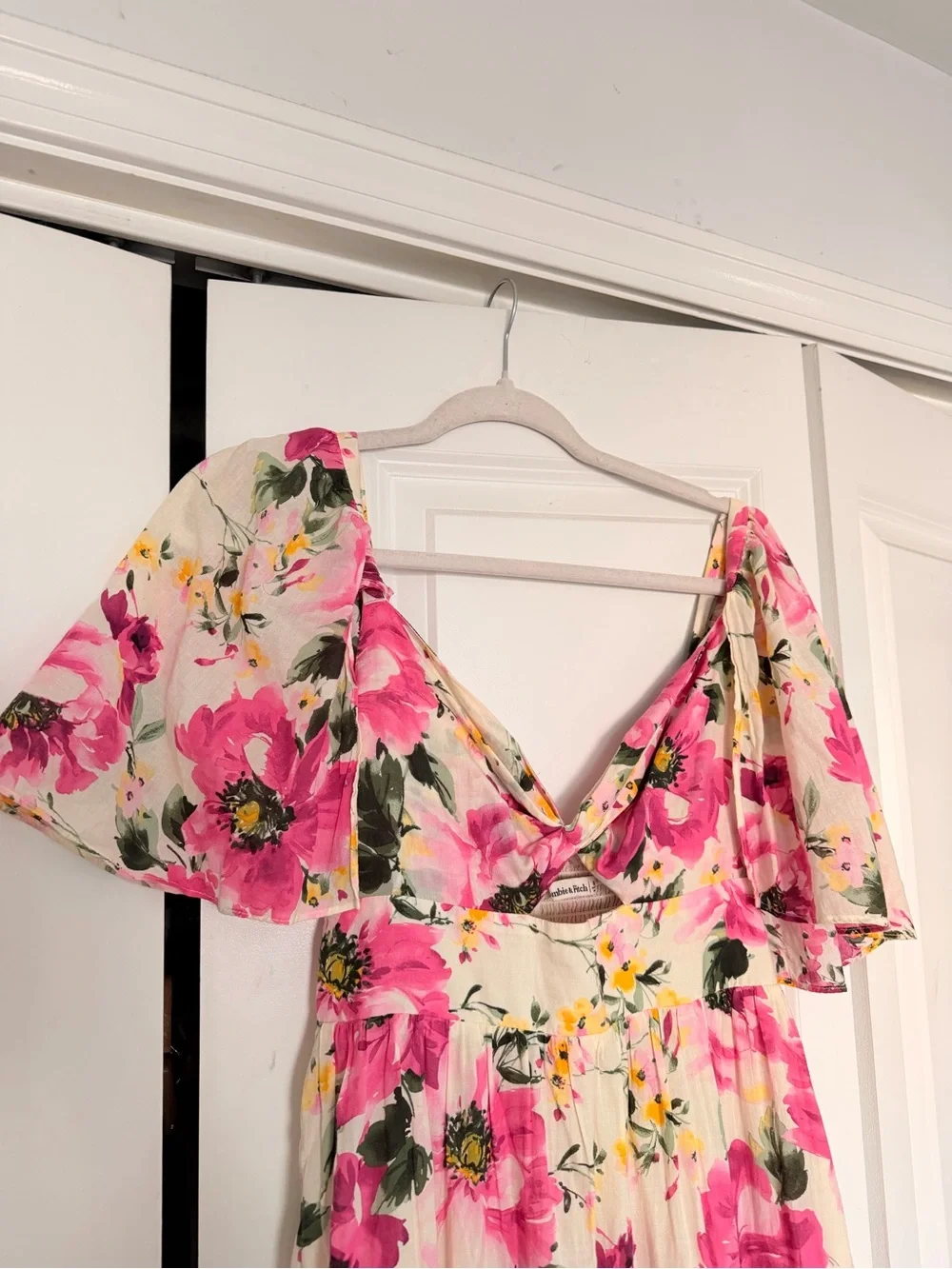 Abercrombie & Fitch Pink Floral V-Neck Tiered Maxi Dress
